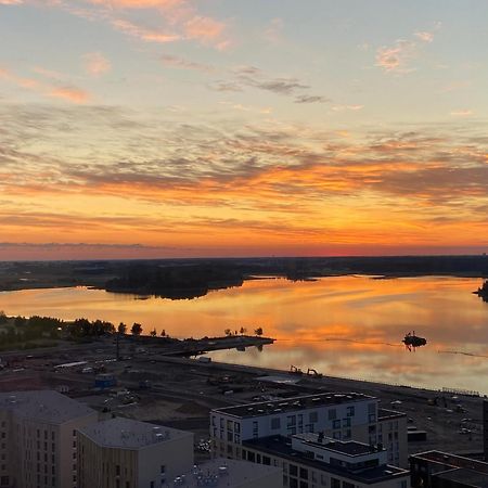 18Th Floor Helsinki High Point 1 Bdr Apartment With City View - Free Garage Parking Extérieur photo