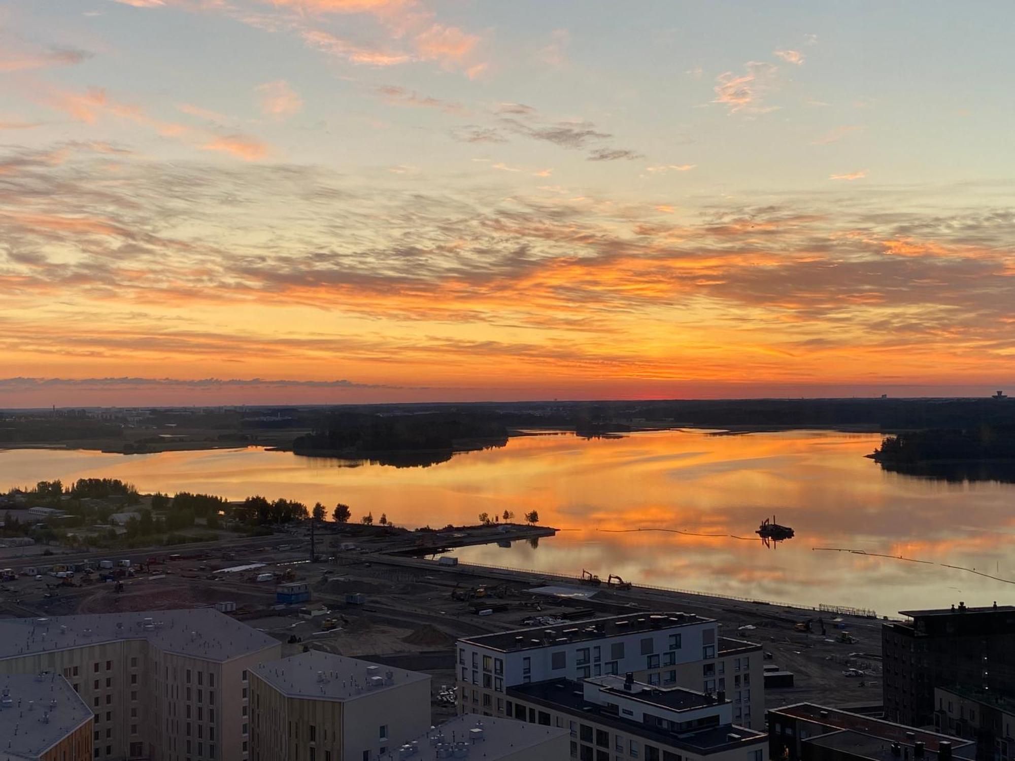 18Th Floor Helsinki High Point 1 Bdr Apartment With City View - Free Garage Parking Extérieur photo